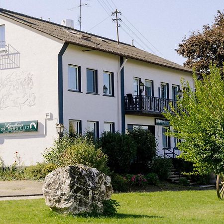 Landhaus Vor Burg Eltz فيرشيم المظهر الخارجي الصورة